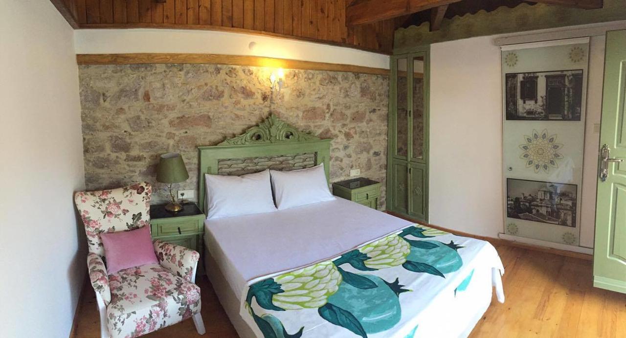 Dalyan Butik Otel Hayat Bahcesi Айвалык Экстерьер фото