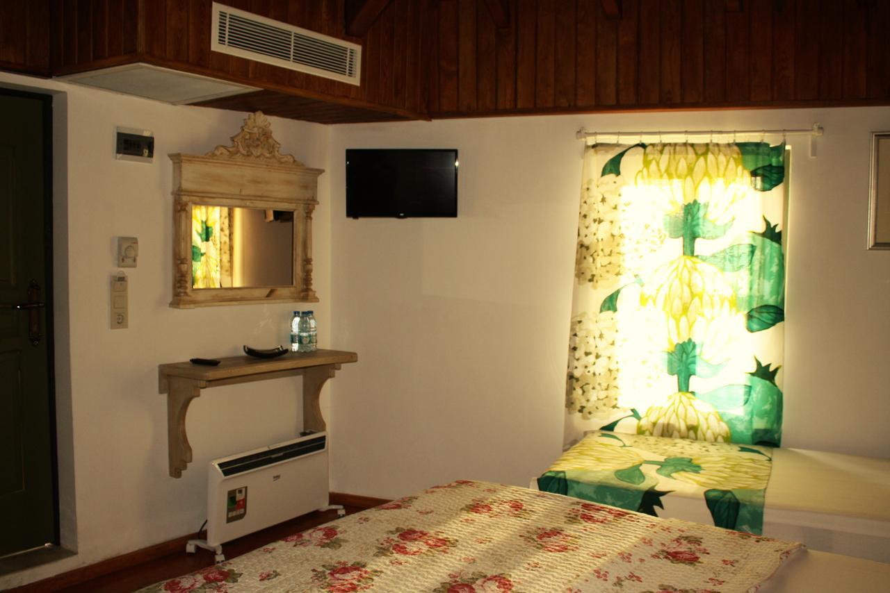 Dalyan Butik Otel Hayat Bahcesi Айвалык Экстерьер фото