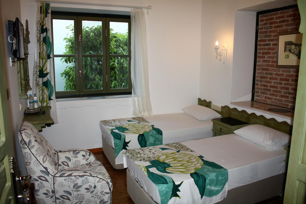 Dalyan Butik Otel Hayat Bahcesi Айвалык Экстерьер фото